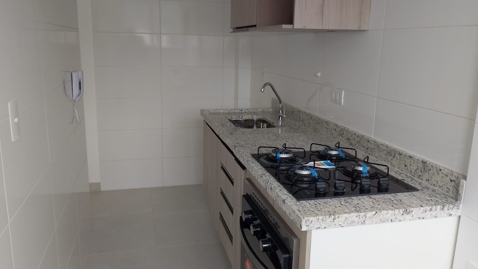 Apartamento novo 0K 1 dormitorio suite ,terraço com churrasqueira ,lazer completo – Campo Grande proximo canal 1 - foto 4