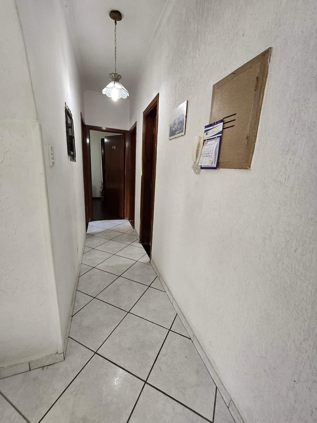Pompeia Apartamento de 3 dormitorios predio de 3 andares garagem demarcada - foto 9