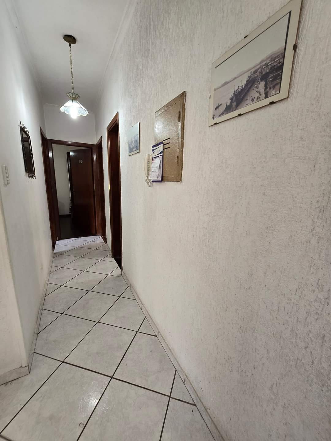 Pompeia Apartamento de 3 dormitorios predio de 3 andares garagem demarcada - foto 12