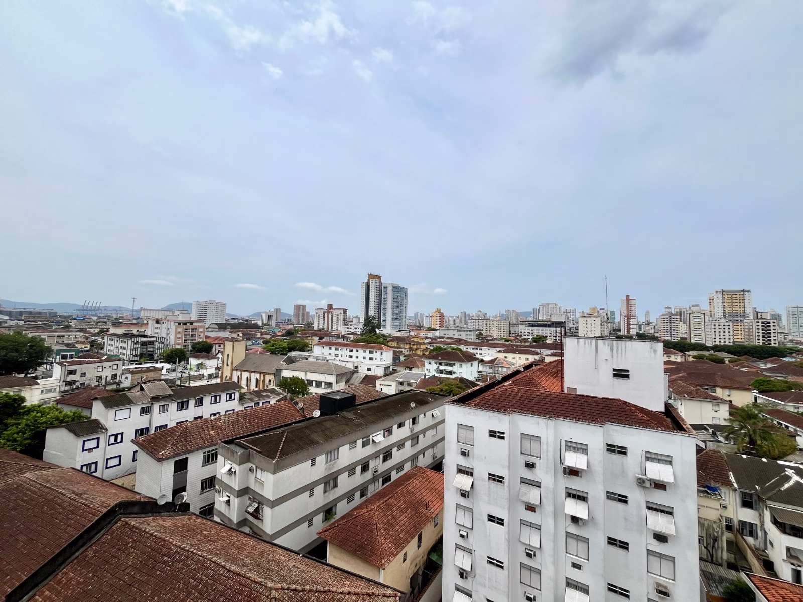 Apartamento  bairro encruzilhada com 3 confortáveis dormitórios, amplos e arejados,garagem fechada - foto 20