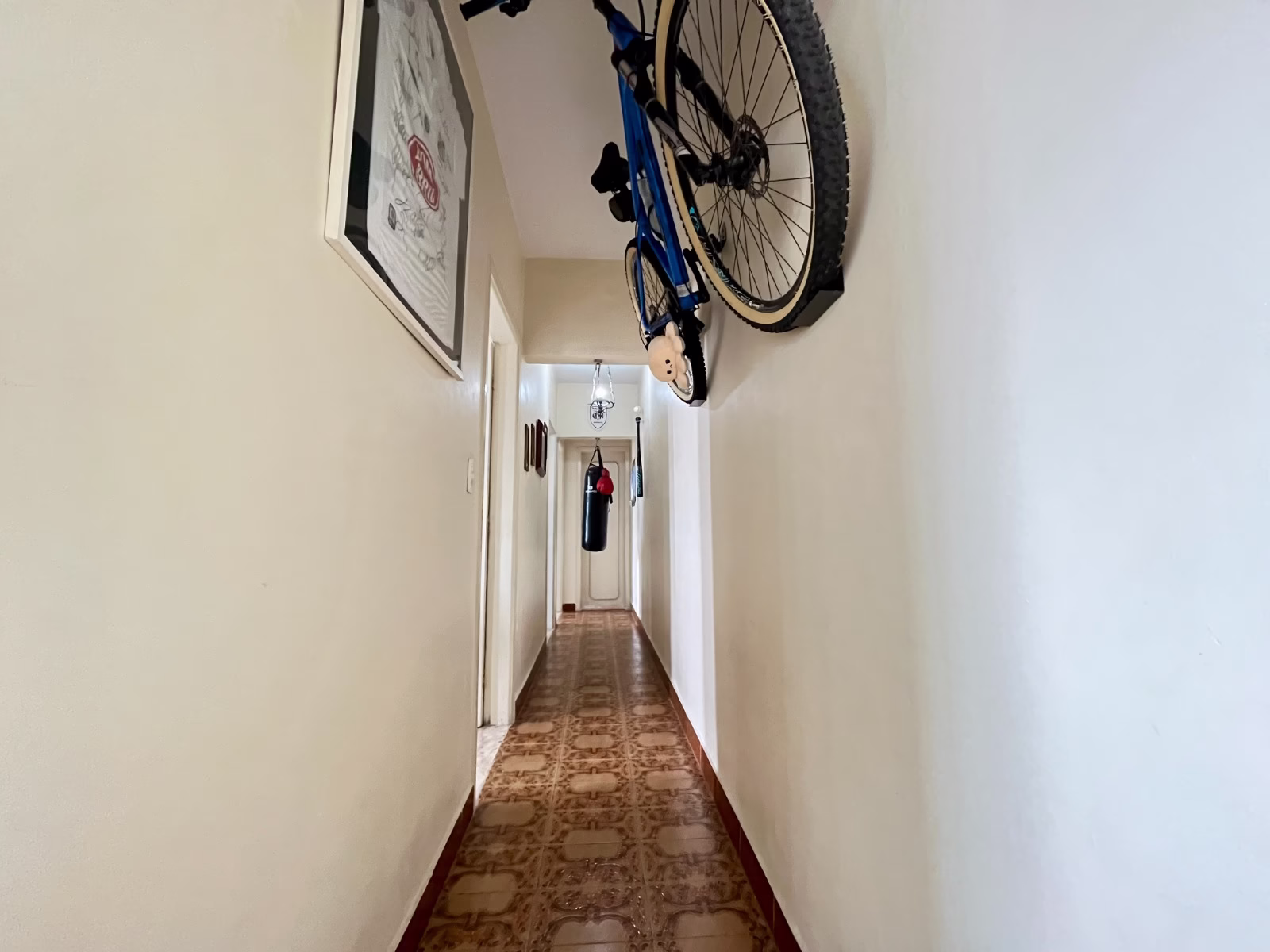Apartamento  bairro encruzilhada com 3 confortáveis dormitórios, amplos e arejados,garagem fechada - foto 14