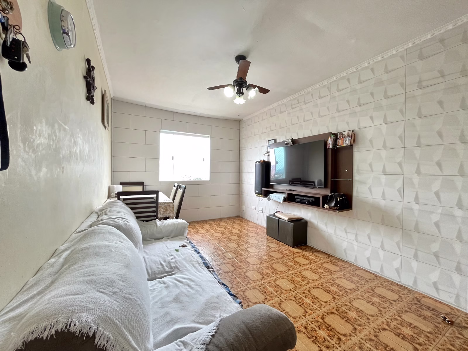 Apartamento  bairro encruzilhada com 3 confortáveis dormitórios, amplos e arejados,garagem fechada - foto 16