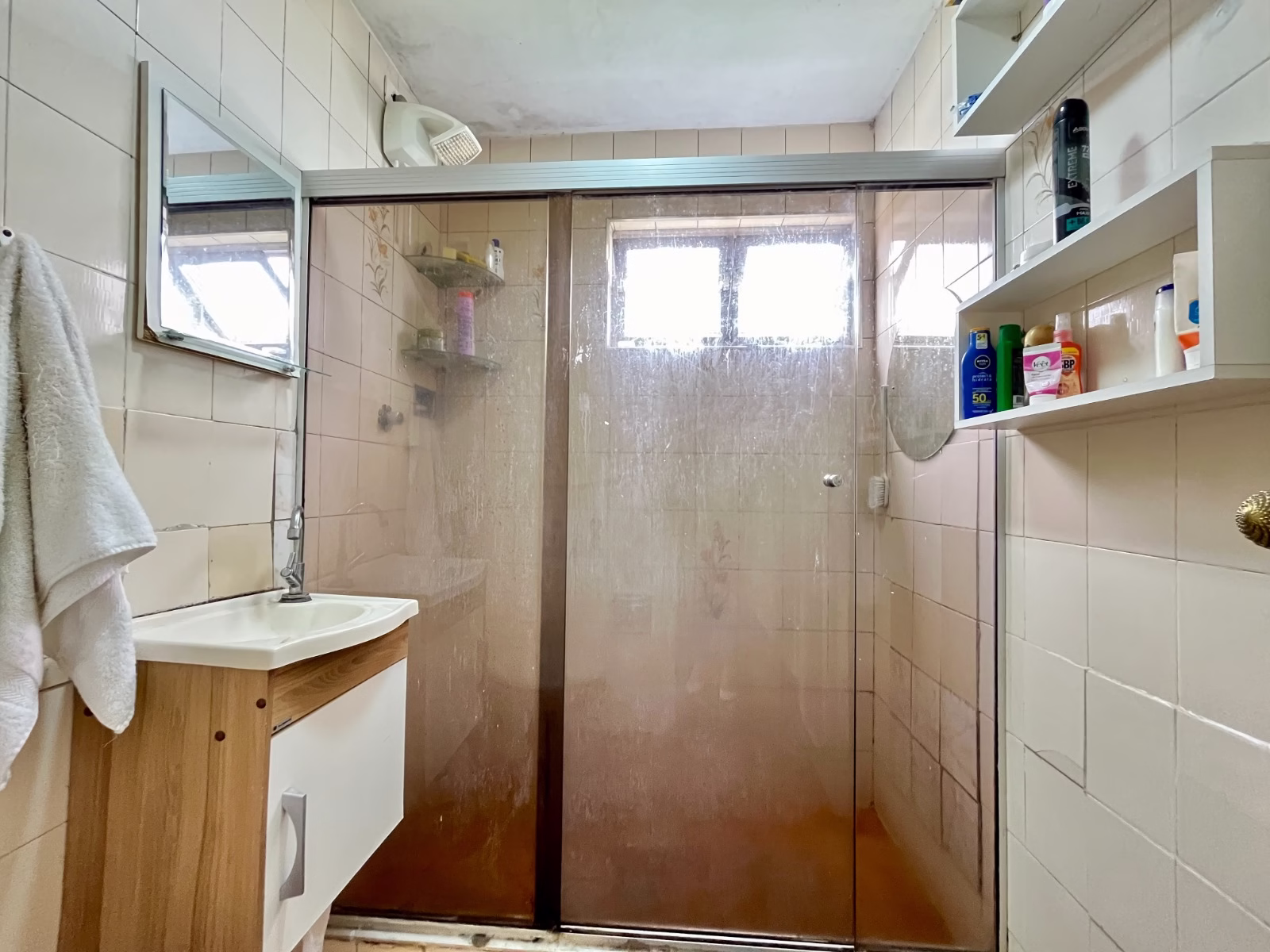 Apartamento  bairro encruzilhada com 3 confortáveis dormitórios, amplos e arejados,garagem fechada - foto 6