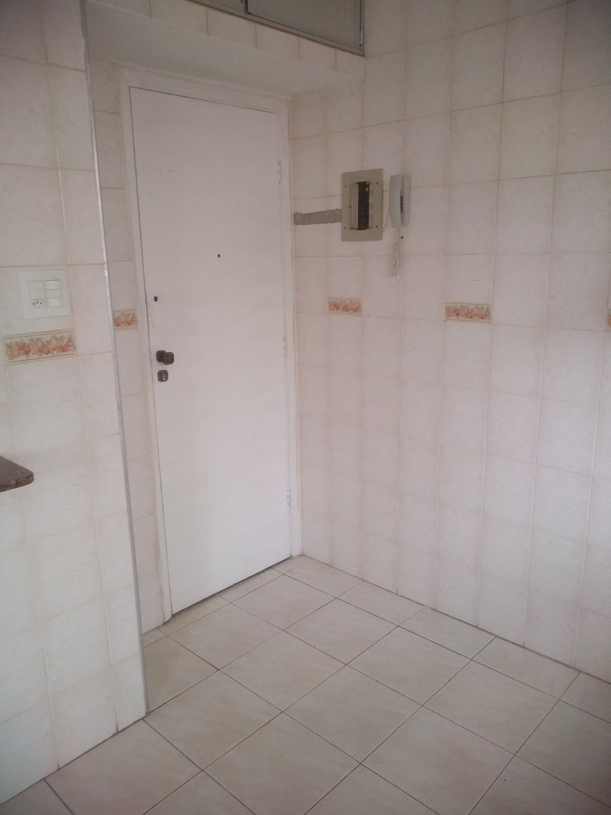 Apartamento Gonzaga em Santos/SP, com 2 dormitórios,predio de 3 andares - foto 10