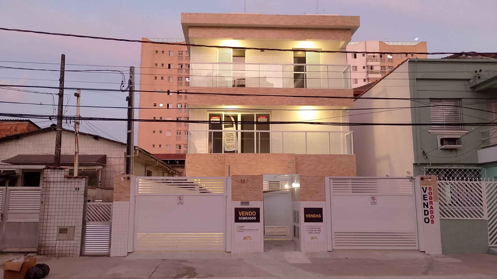Sobrado novo com 3 dormitórios 1 suíte, 2 garagens fechada paralelas e quintal e churrasqueira - foto 51