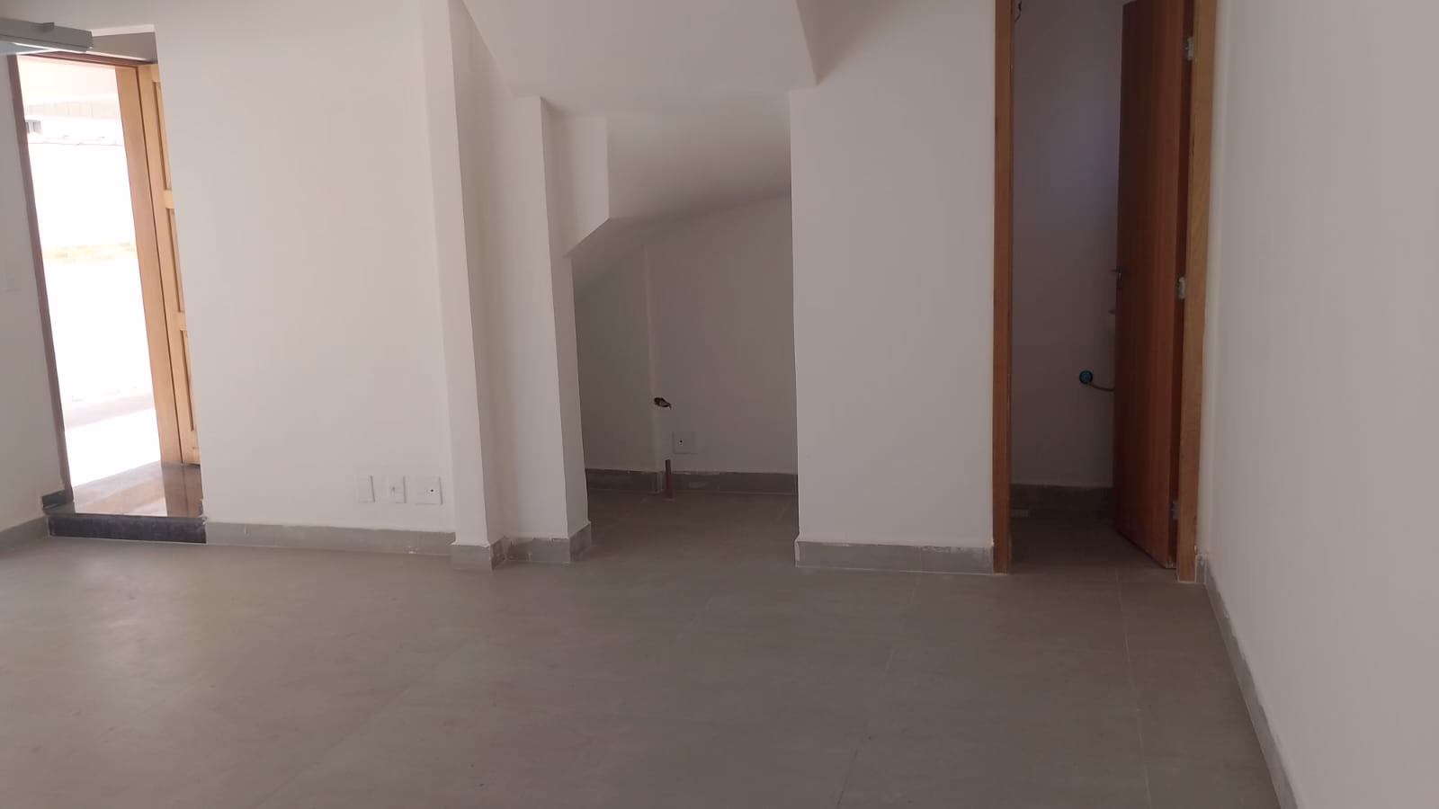 Sobrado novo 3 dorms 1 suite ,garagem fechada 2 autos,quintal,churrasqueira,armarios - foto 26