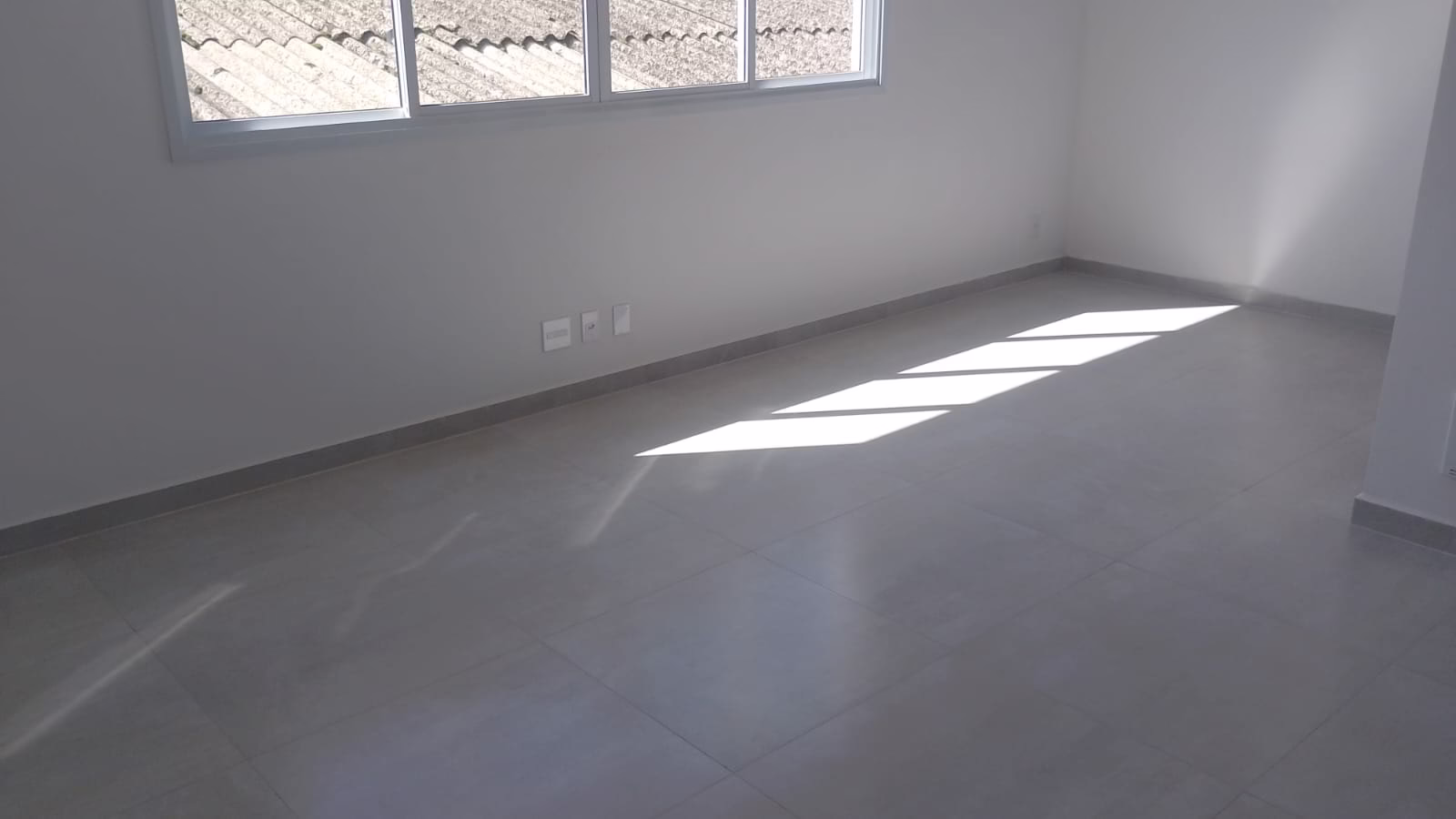Sobrado novo 3 dorms 1 suite ,garagem fechada 2 autos,quintal,churrasqueira,armarios - foto 10
