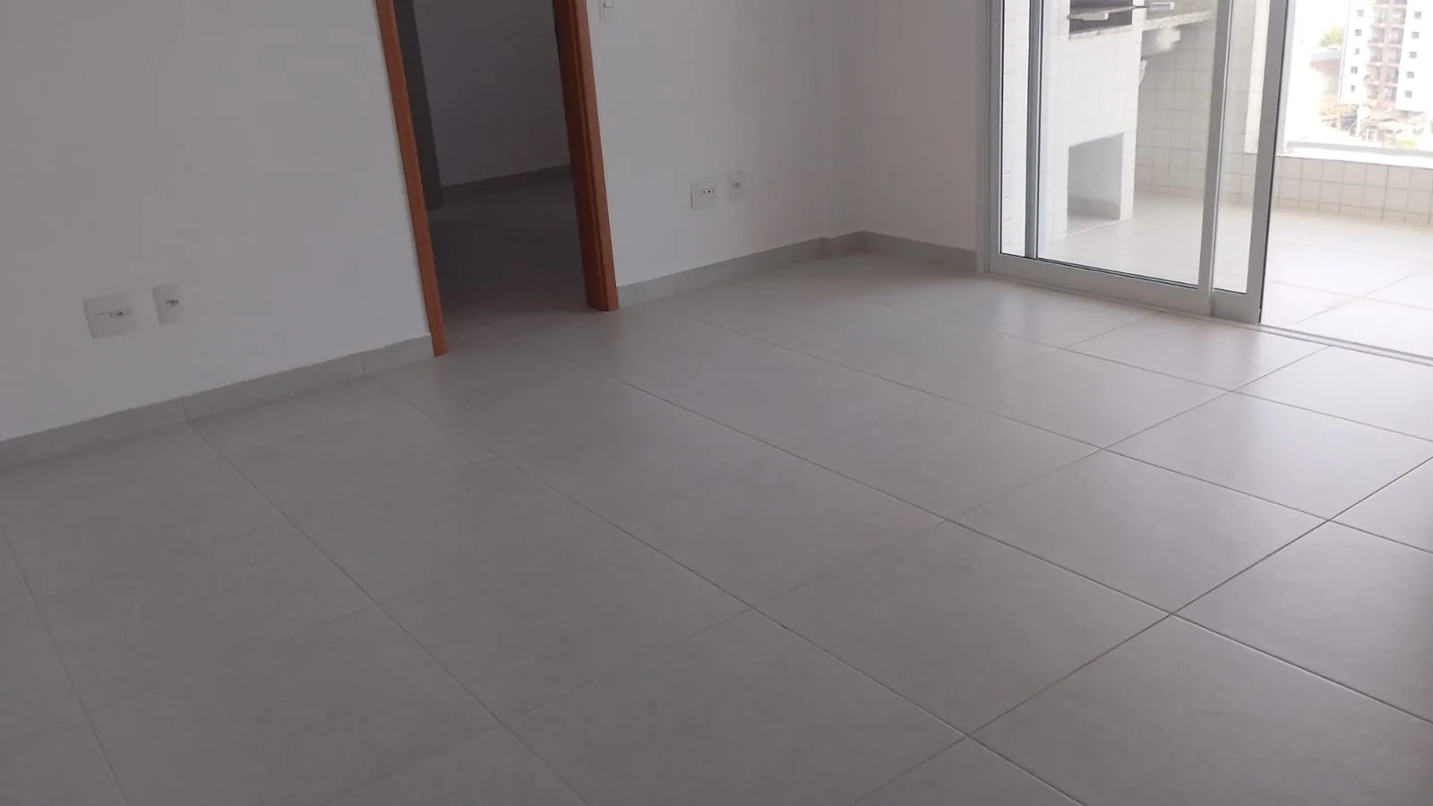NOVO SEM USO Campo Grande apartamento ,lazer completo ,garagem demarcada ,1 dormitorio suite , varanda goumert - foto 4