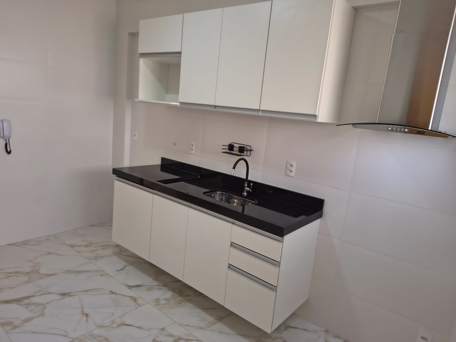 Sobreposta nova oportunidade Única na Ponta da Praia: Ampla e com Acabamento de Primeira! - foto 30