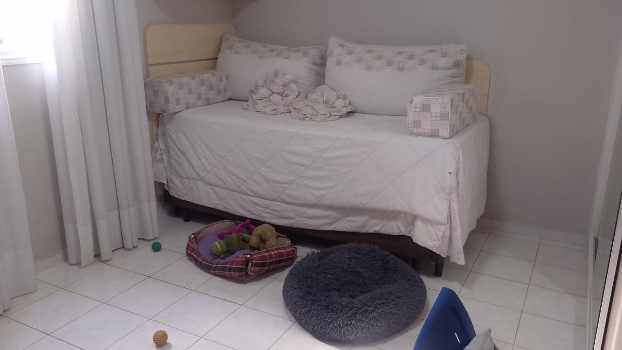 SOBREPOSTA TERREA COM 3 DORMITORIOS 1 SUITE – GARAGEM 2 AUTOS -QUINTAL E CHURRASQUEIRA - foto 25