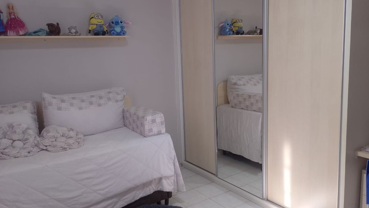 SOBREPOSTA TERREA COM 3 DORMITORIOS 1 SUITE – GARAGEM 2 AUTOS -QUINTAL E CHURRASQUEIRA - foto 26