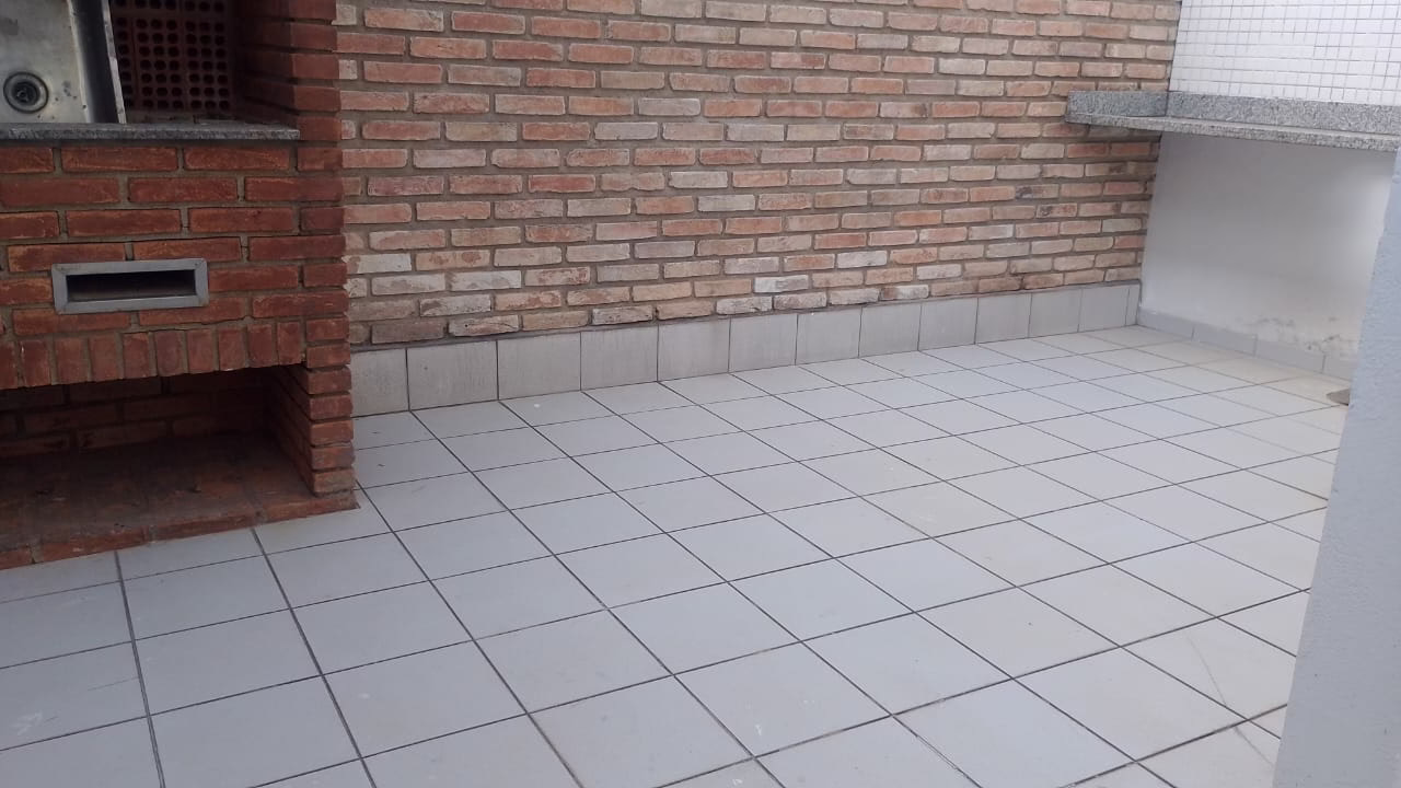 SOBREPOSTA TERREA COM 3 DORMITORIOS 1 SUITE – GARAGEM 2 AUTOS -QUINTAL E CHURRASQUEIRA - foto 40