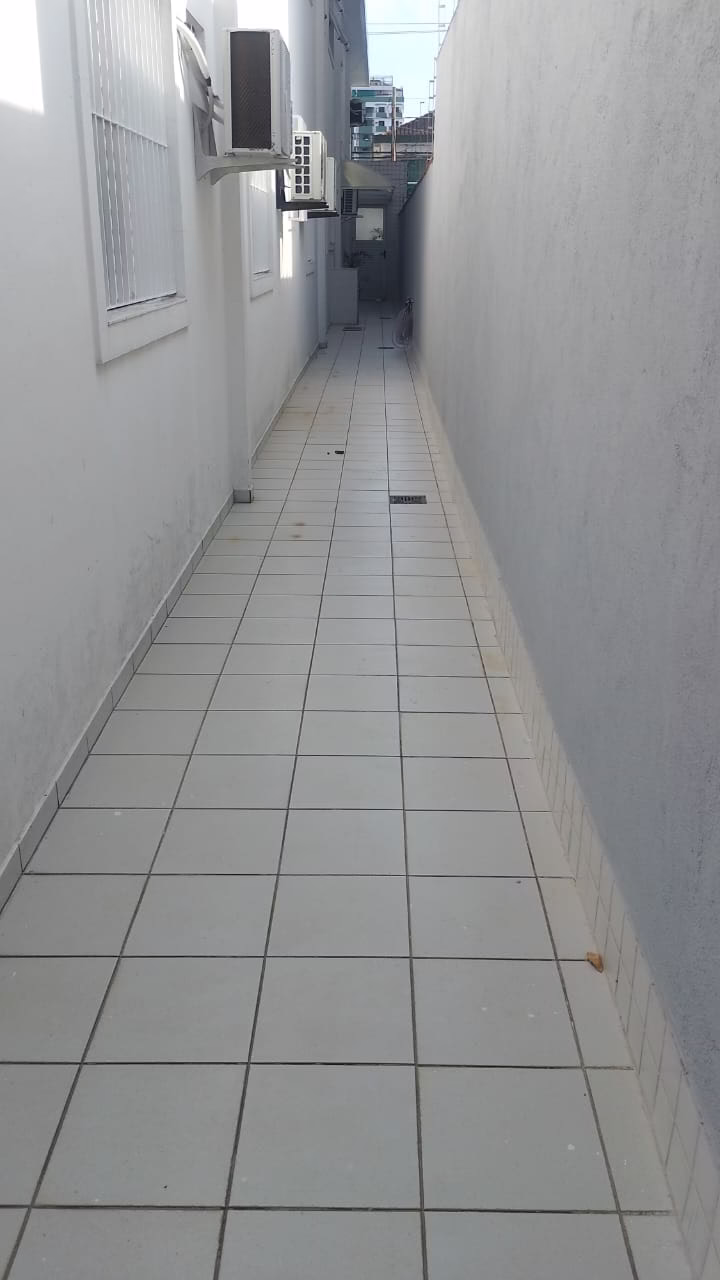 SOBREPOSTA TERREA COM 3 DORMITORIOS 1 SUITE – GARAGEM 2 AUTOS -QUINTAL E CHURRASQUEIRA - foto 36