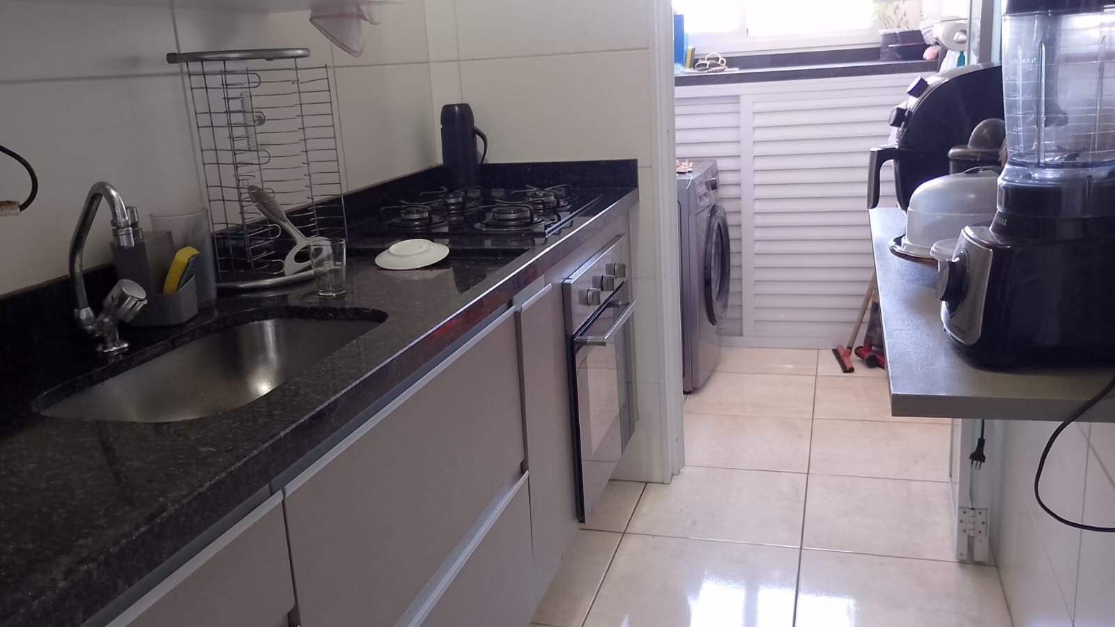 Apartamento 2 dormitórios, 1 suíte,com varanda e com  lazer completo. - foto 14