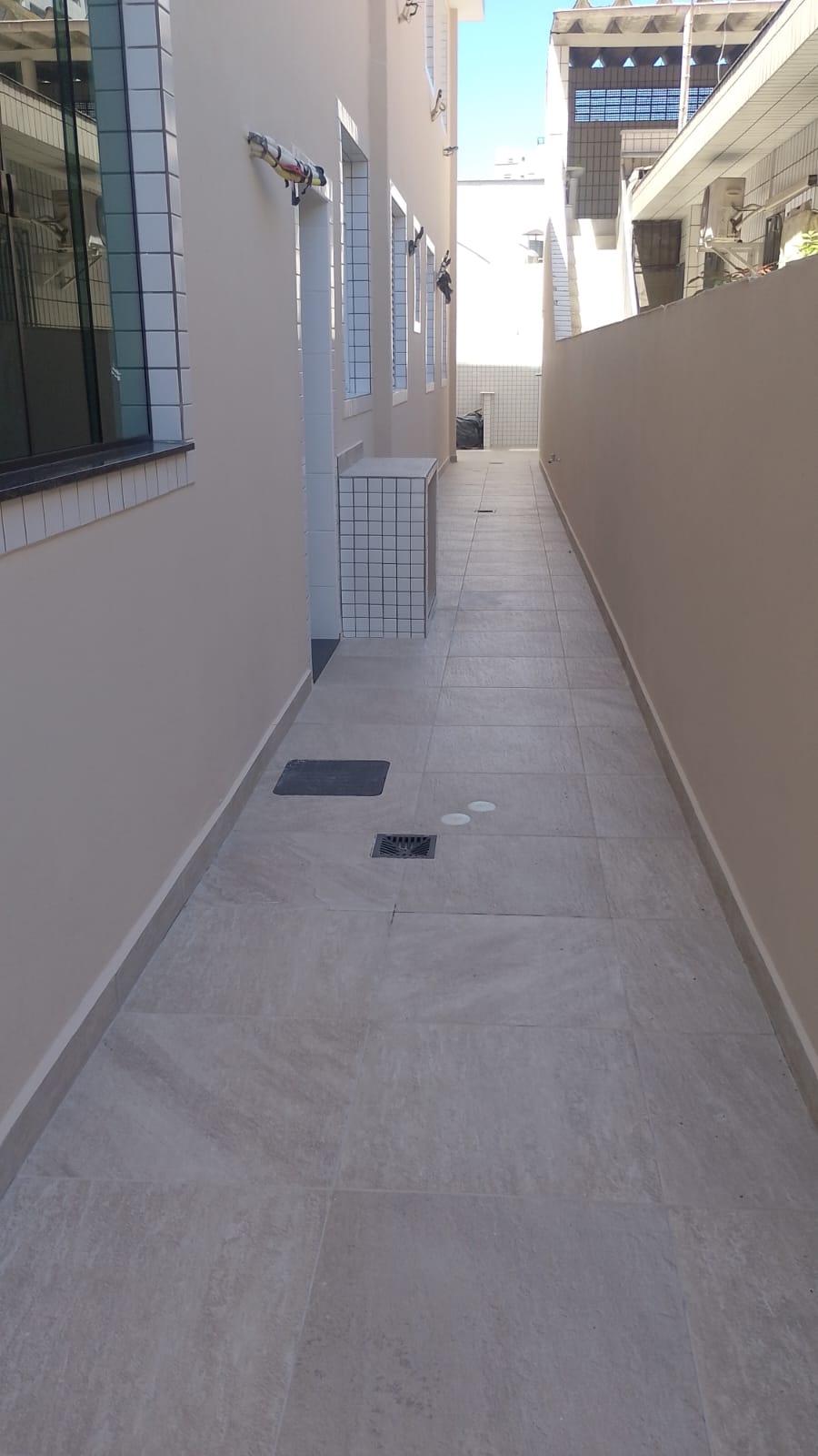 Sobreposta nova Terrea – Aparecida – 3 suites 2 garagens ,piscina churrasqueira - foto 4