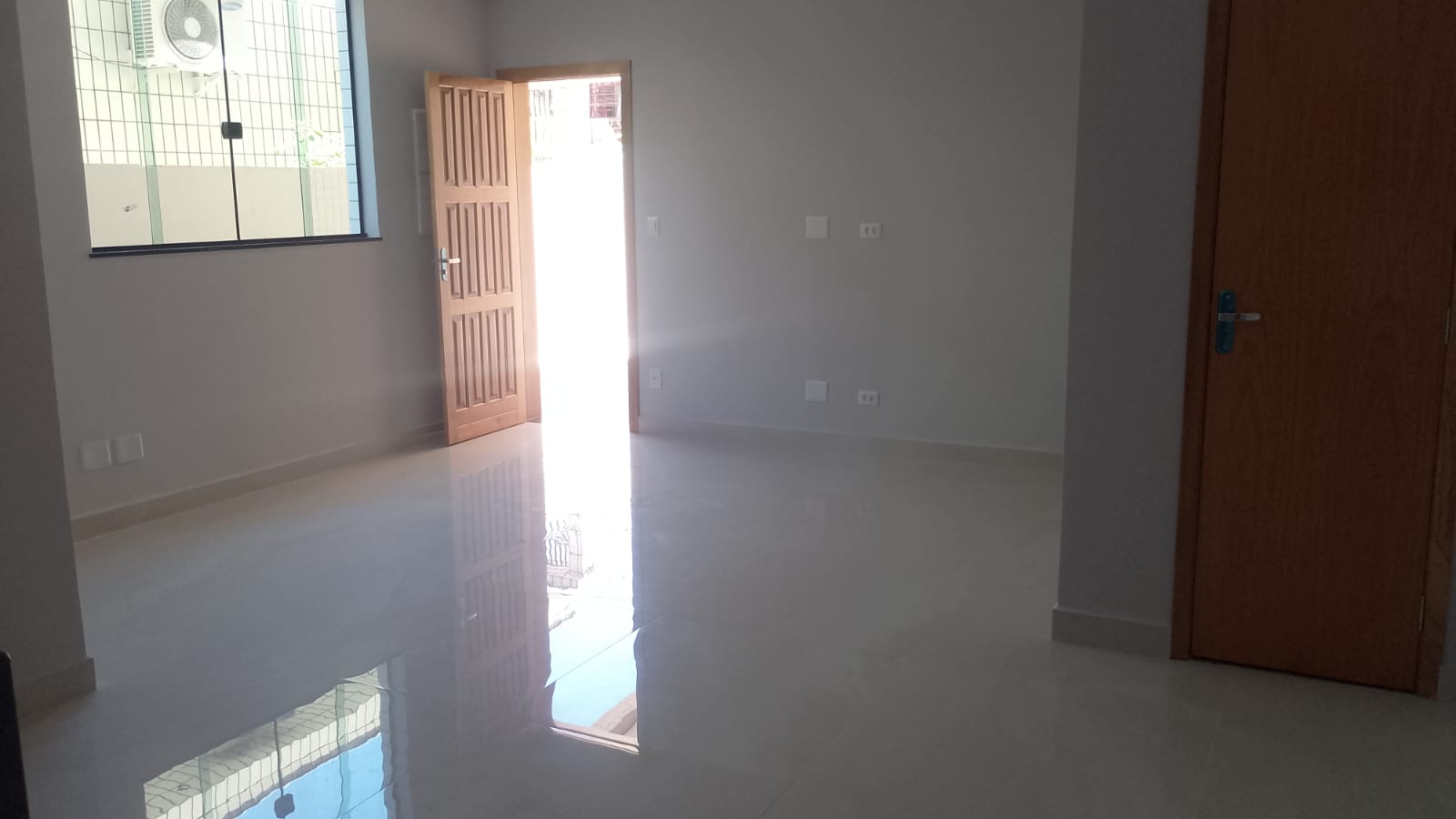 Sobreposta nova Terrea – Aparecida – 3 suites 2 garagens ,piscina churrasqueira - foto 8