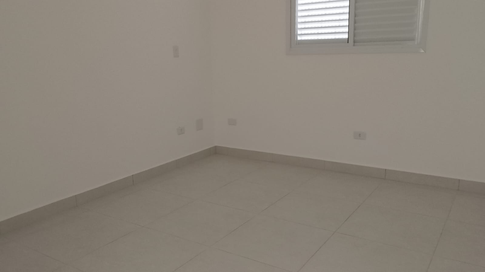 Sobreposta nova Terrea – Aparecida – 3 suites 2 garagens ,piscina churrasqueira - foto 28