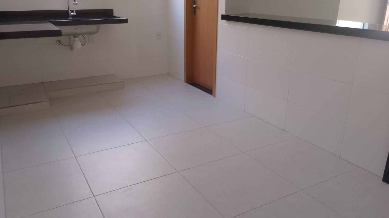 Sobreposta nova Terrea – Aparecida – 3 suites 2 garagens ,piscina churrasqueira - foto 43