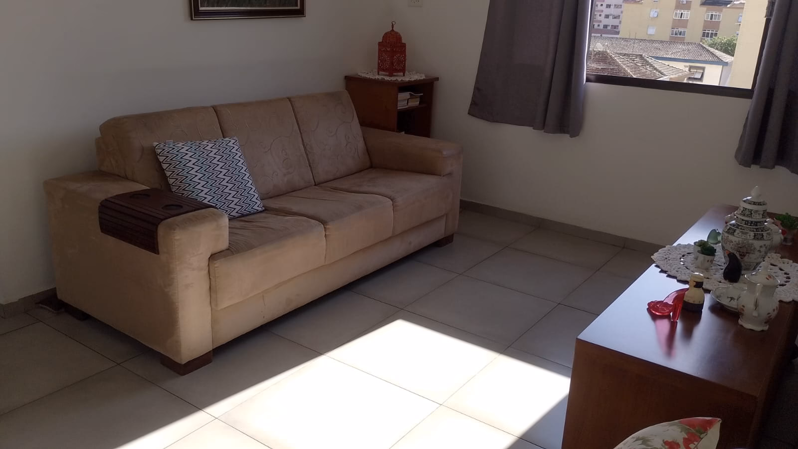 Otimo apartamento 1 dormitorio reformado ,elevador ,garagem bairro da Aparecida, Santos - foto 3