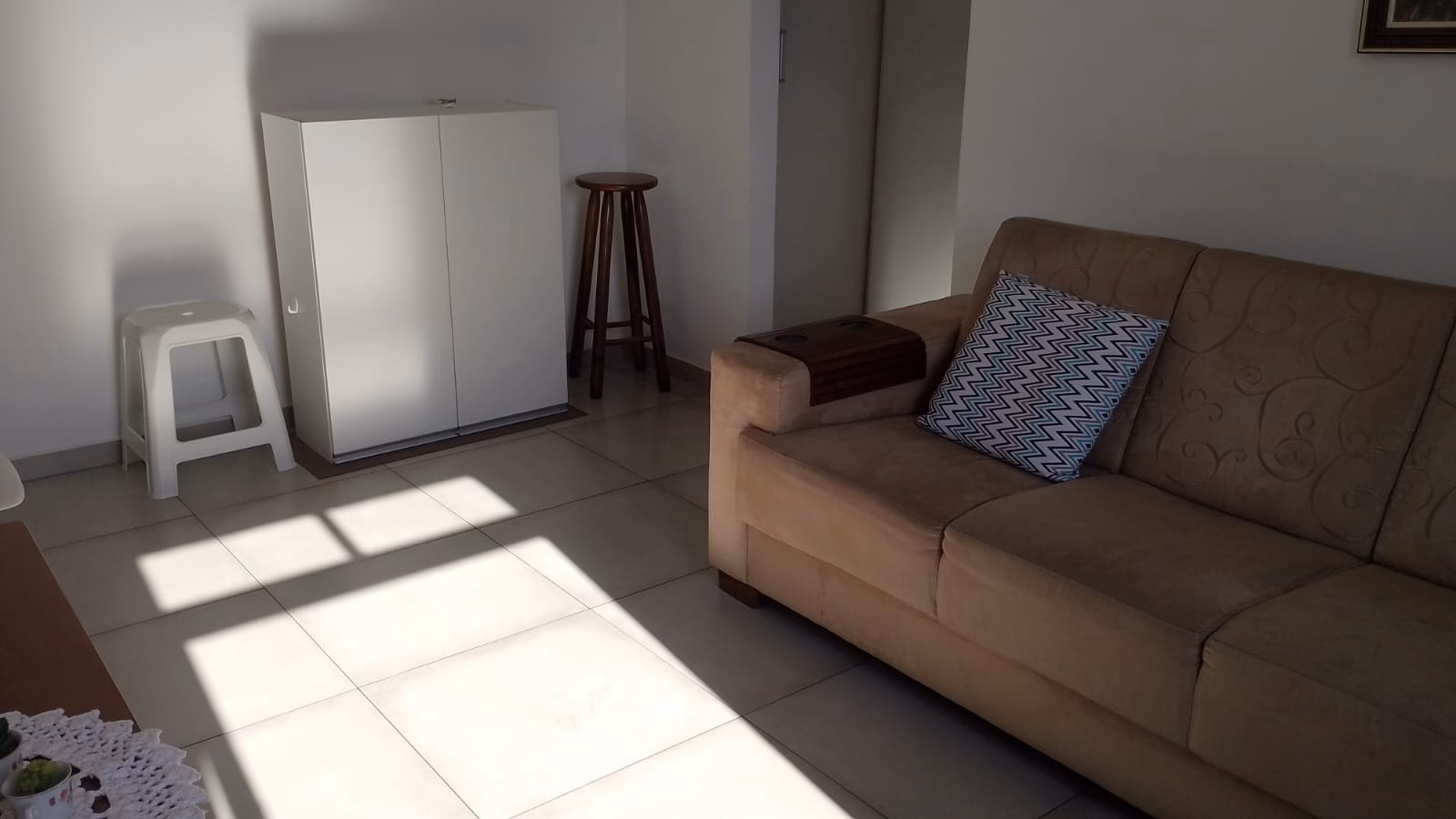 Otimo apartamento 1 dormitorio reformado ,elevador ,garagem bairro da Aparecida, Santos - foto 4