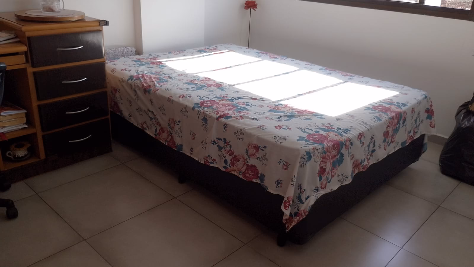 Otimo apartamento 1 dormitorio reformado ,elevador ,garagem bairro da Aparecida, Santos - foto 22