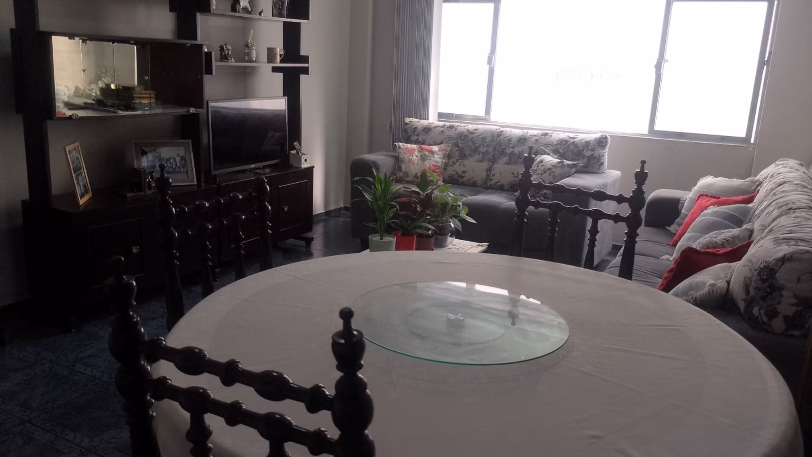Apartamento Bairro do Gonzaga, 2 dormitorios, 1 suite , vazio ,1 quadra praia ,vista mar, garagem - foto 23